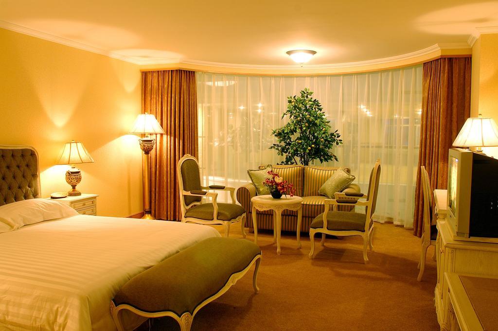 New Gloria Plaza Garden Hotel Harbin Room photo